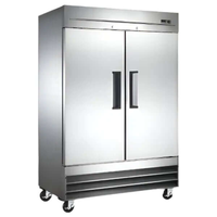 Congélateur vertical à deux portes pleines Ancaster Food Equipment SF47 de 54 pouces