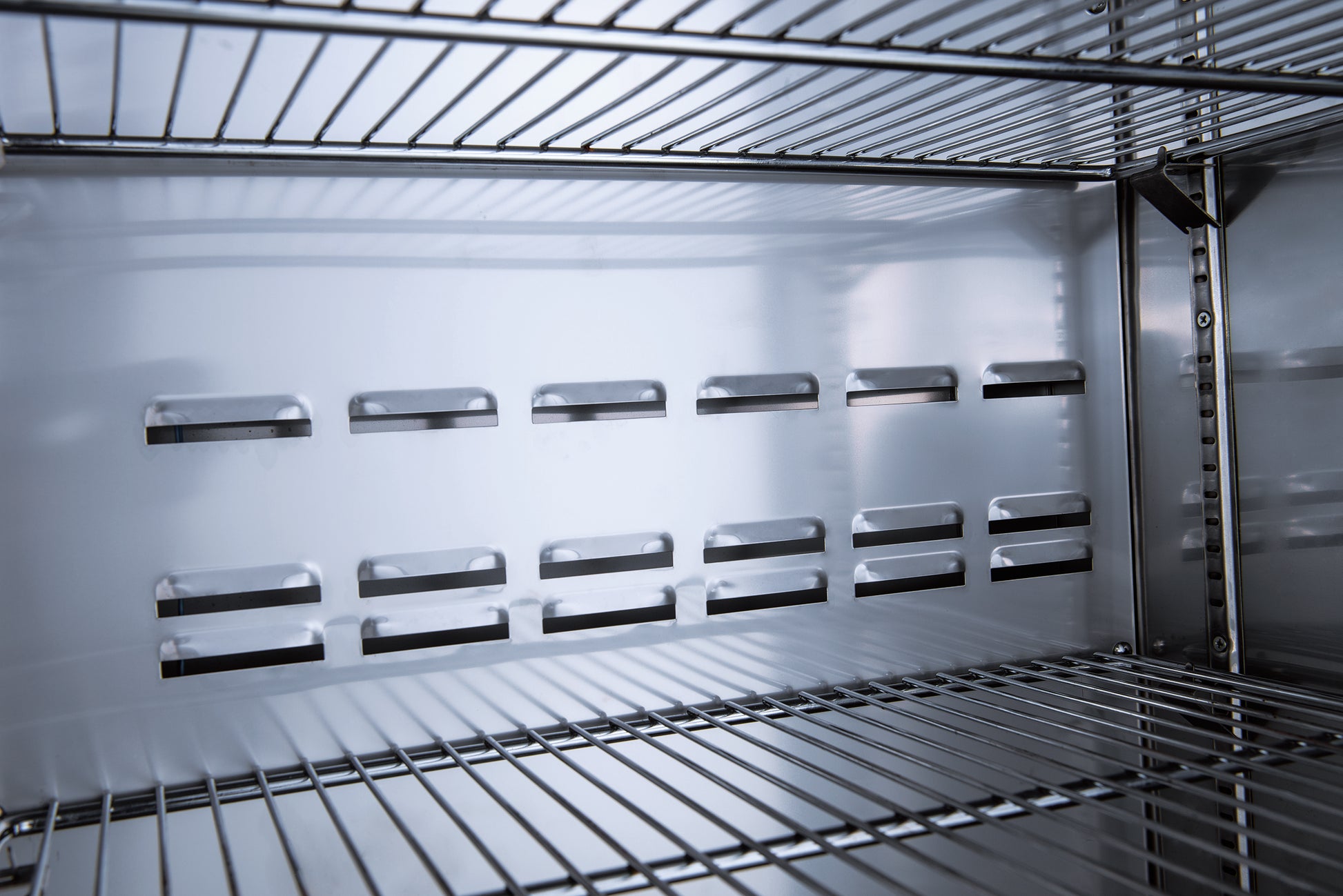 Congélateur 3FF à triple porte pleine, 81" de largeur - Toronto Commercial Refrigeration